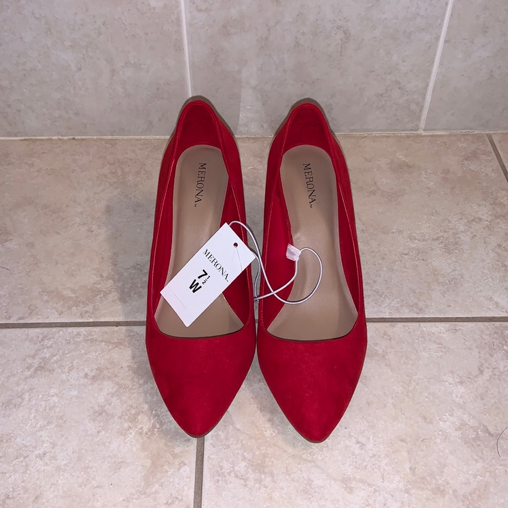 New! Merona Red Heels Size 7.5W